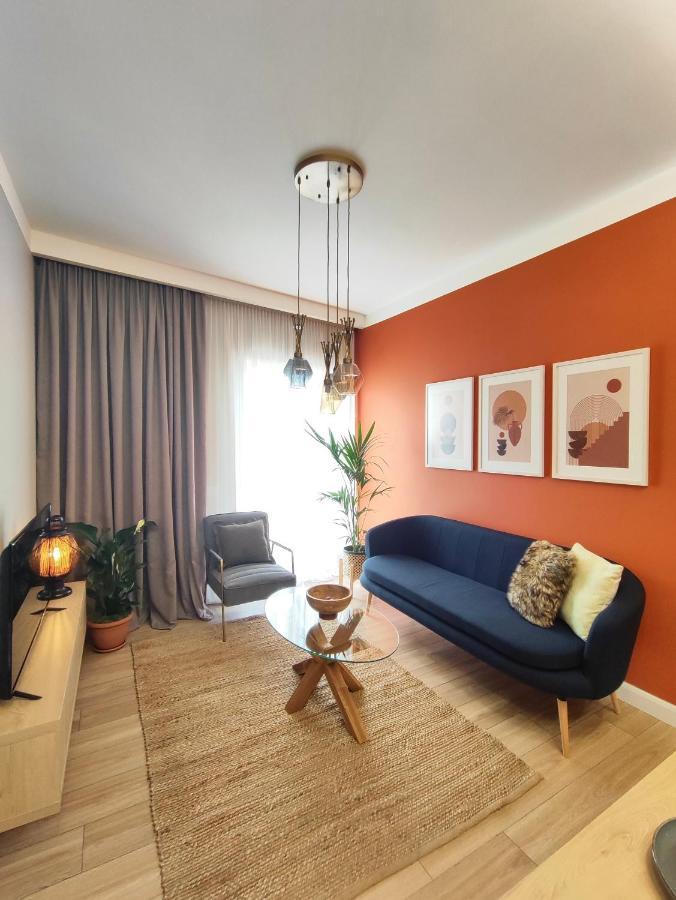 Ferienwohnung Modern Style 2Br-Apt - 10Min To Skanderbeg Square Tirana Exterior foto